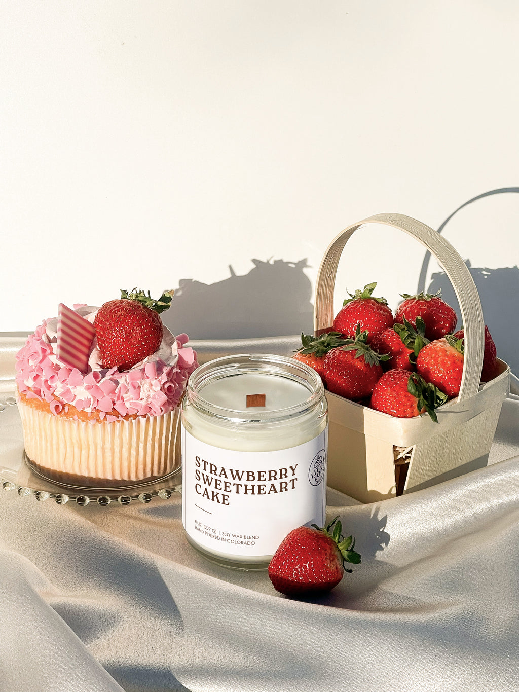 Strawberry Sweetheart Cake